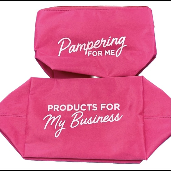 Perfectly Posh Cosmetic Bags. Two bags - Picture 6 of 6